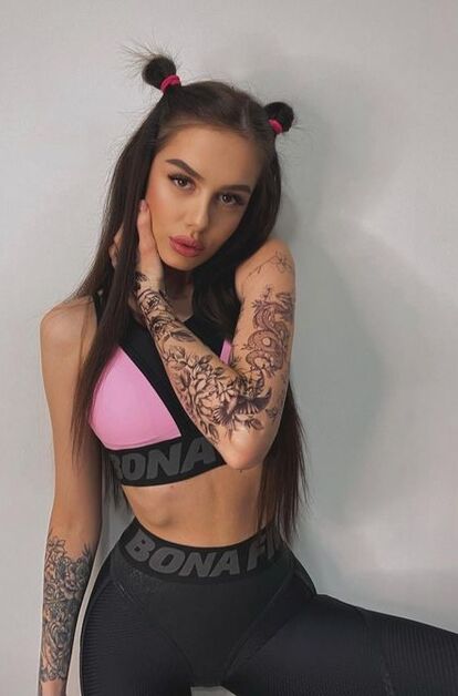 Карина - фото